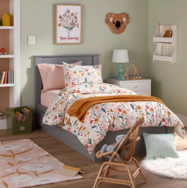 Pillowfort™ Garden Floral Kids' Comforter Set - Image 2